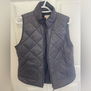 Jcrew, size M charcoal vest